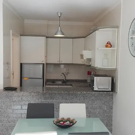 Montana Roja Hotel *