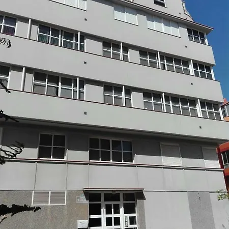 Montana Roja Hotel El Medano (Tenerife)
