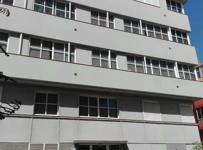 Montana Roja Otel El Médano