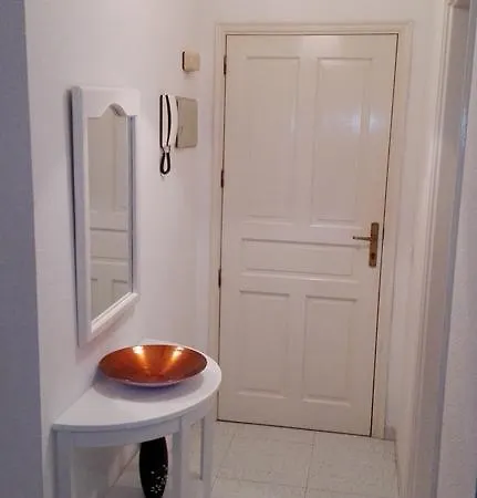 Hotel Montana Roja *