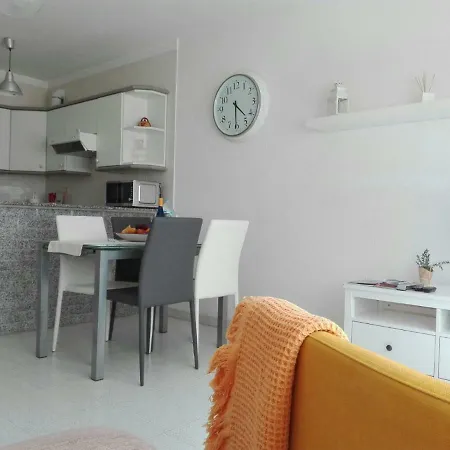 Montana Roja Hotel El Médano